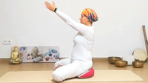 Atrae el positivismo con clases de yoga online